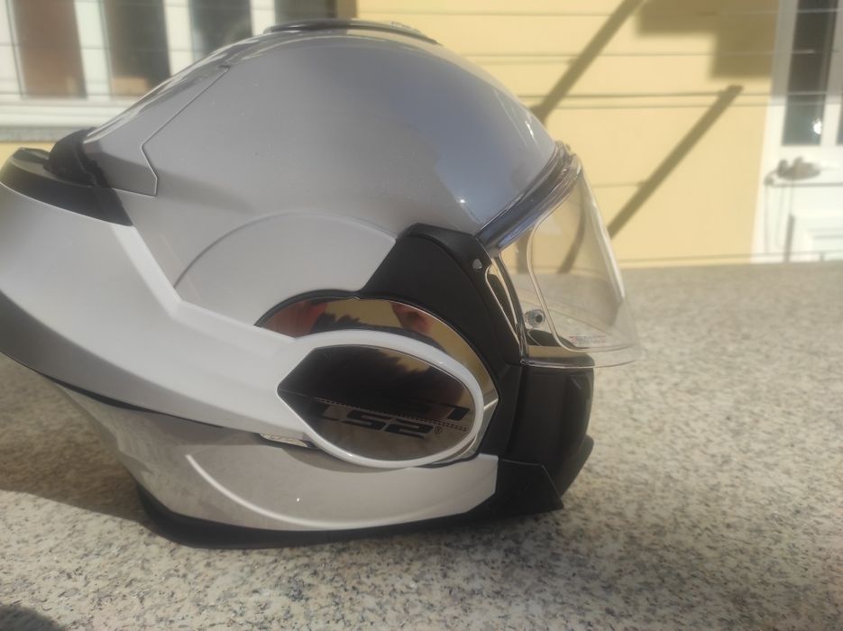 Capacetes LS2 como novos