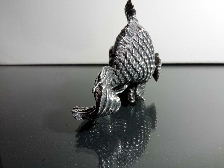 Estatueta Carpa em Metal 2Peças