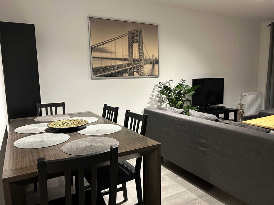 Apartament 2-8 osób 65 m. kw. na doby, Parking, komfortowe, nowe,