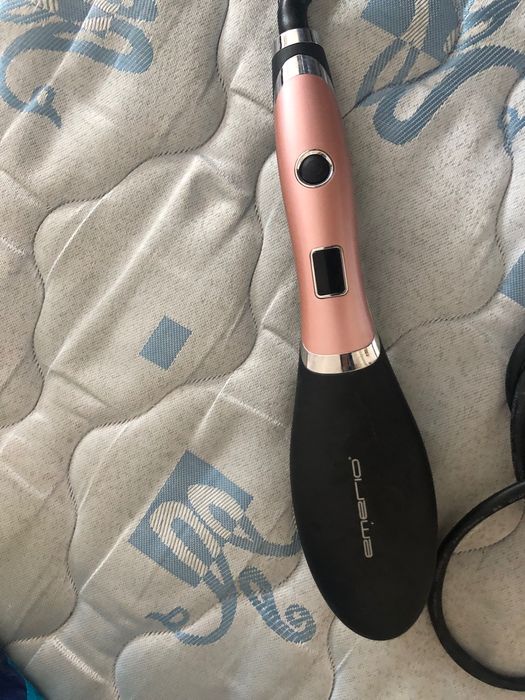 Escova alisadora de cabelo