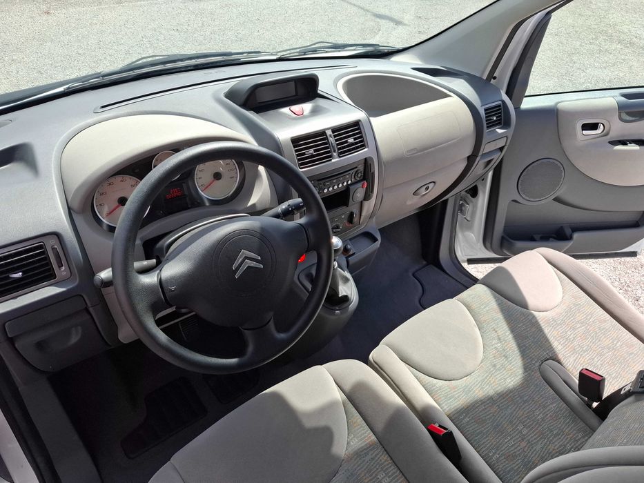 Citroen Jumpy 2.0-120cv NACIONAL 22.240 KM Reais 9 Lugares