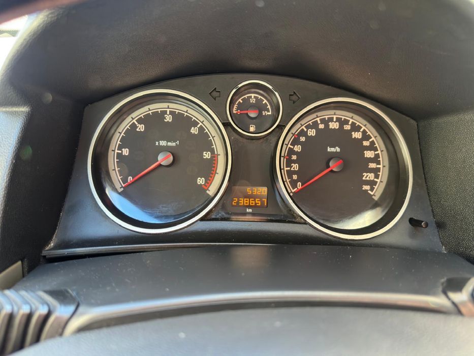 Opel Astra 1300