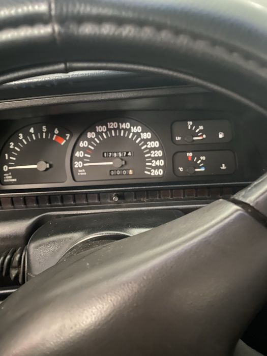 Опель омега а 2,6і