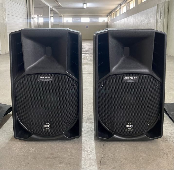 Colunas amplificadas RCF 712 - A MK IV