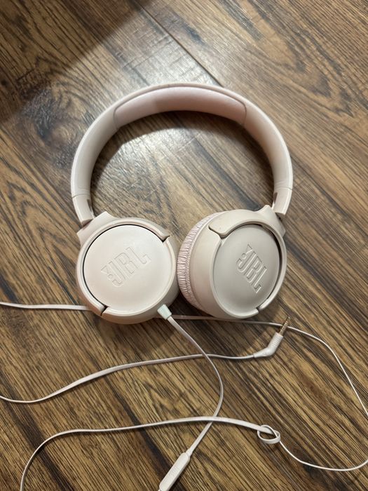 Słuchawki nauszne JBL różowe TUNE 500