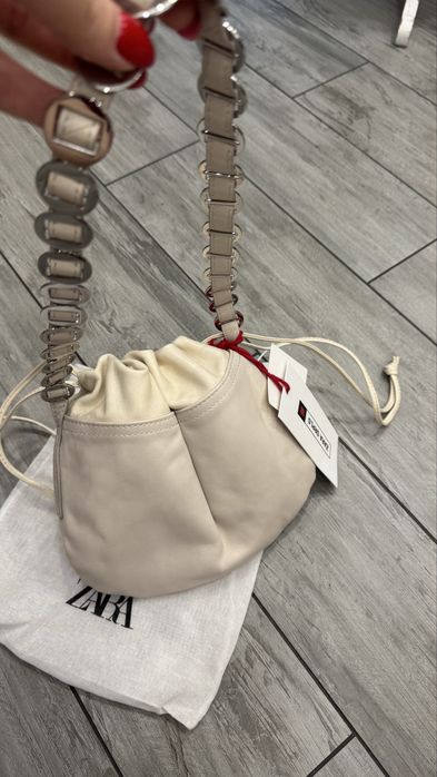 Шкіряна сумочка Zara