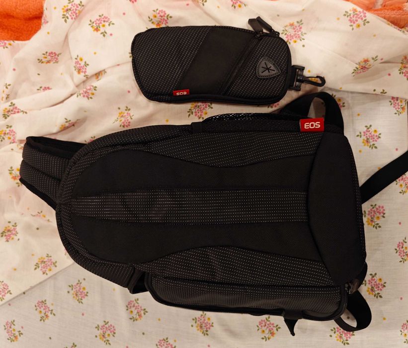 Kit Fotográfico Completo Canon EOS 700D (~3900 disparos) + 3 Lentes + Mochila Oficial + Acessórios