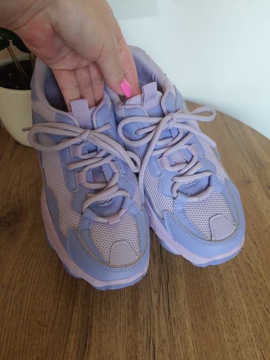 Buty sportowe snacersy na platformie lila Sinsay rozmiar 37
