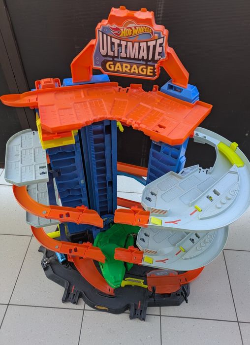 Hot wheels Ultimate garage
