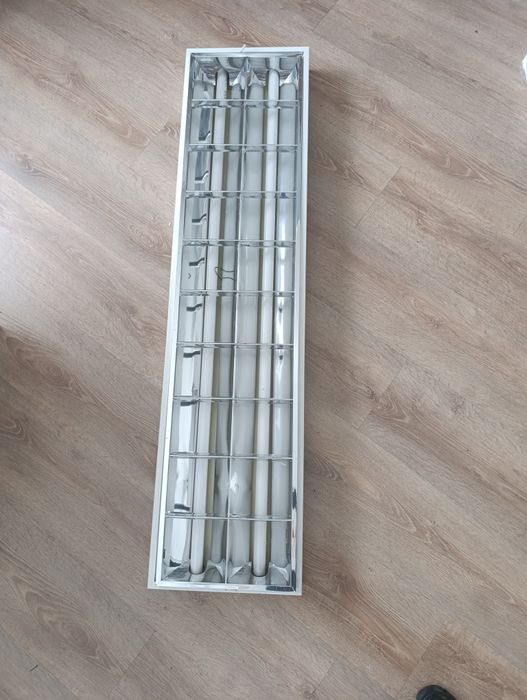 Lampa biurowa sufitowa