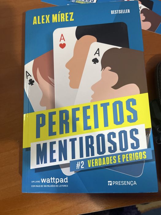 Livro novo sem etiquetas