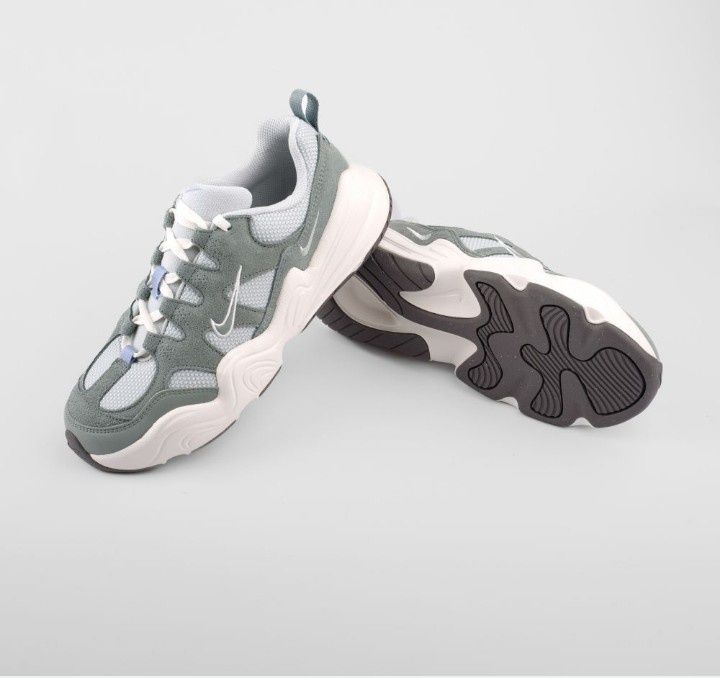 Городские кроссовки Nike Tech Hera Mica Green оригинал 
Артикул: DR9761-001