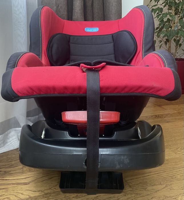 Автокрісло від 0+ до 18 кг . 0-4 роки.