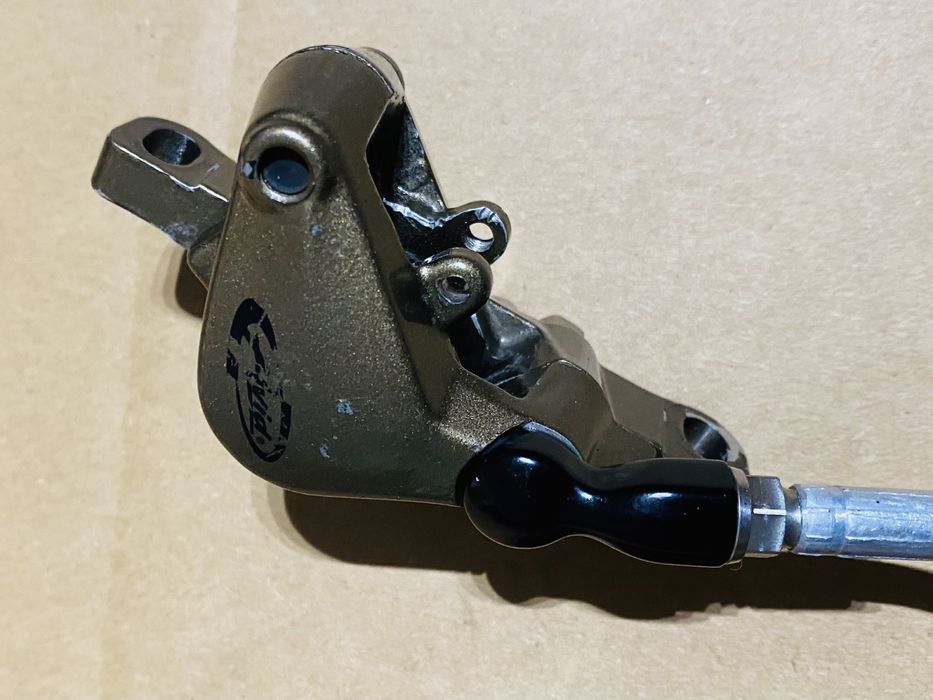 Hamulec hydrauliczny tarczowy AVID ELIXIR CR Mag R CARBON Klamka 150cm