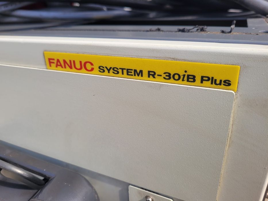 Roboty spawalnicze fanuc 120iC ARC Mate kuka yaskawa