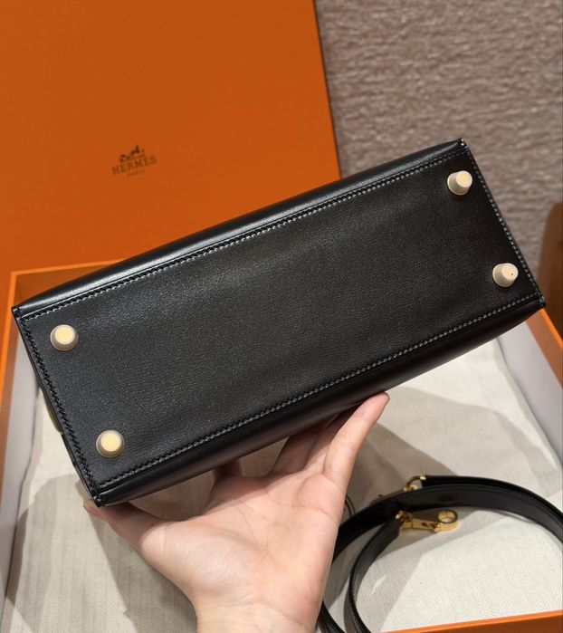 Hermes Kelly 25 Box в наличии