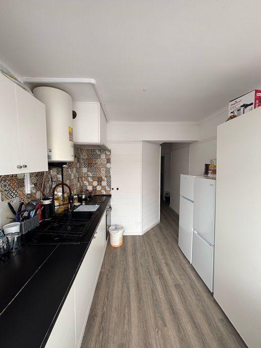 Quarto para arrendar com Varanda - SAMORA CORREIA