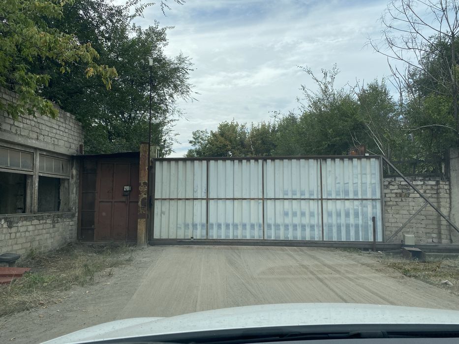 Продам комерційне приміщення 550 кв.м.
