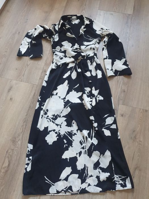 Zestaw sukienek Zara i Asos XS.