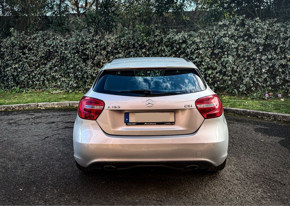 Mercedes a180d Pack SPORT / 89000kms / Garantia incl *NACIONAL*