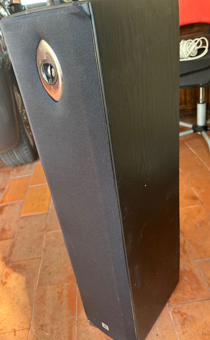 2 colunas  JBL excelente som