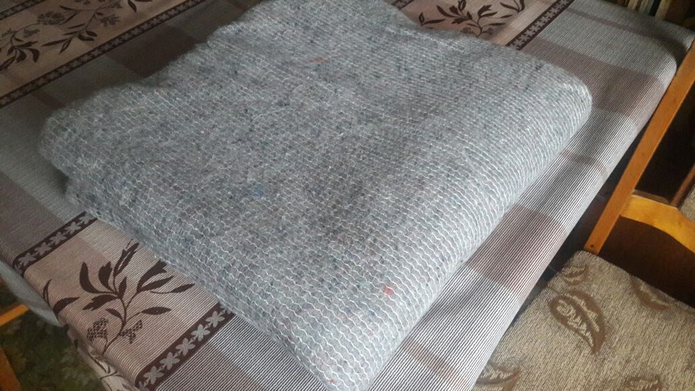 Отрез новый шерстяной.