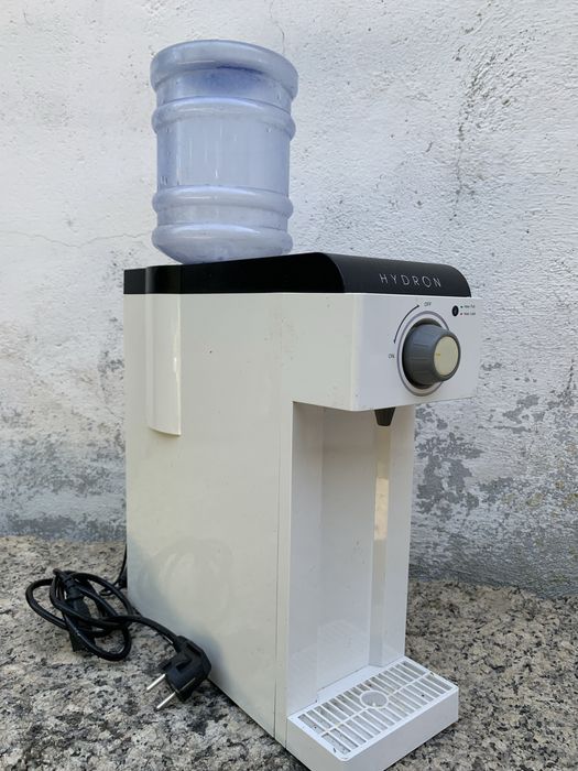 Máquina de filtragem e hidronização de água