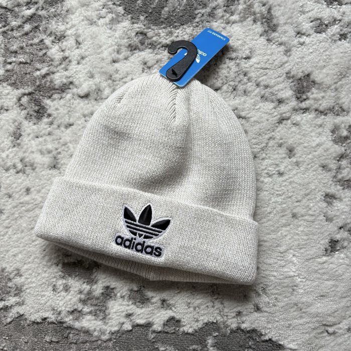 Шапка Adidas унісекс