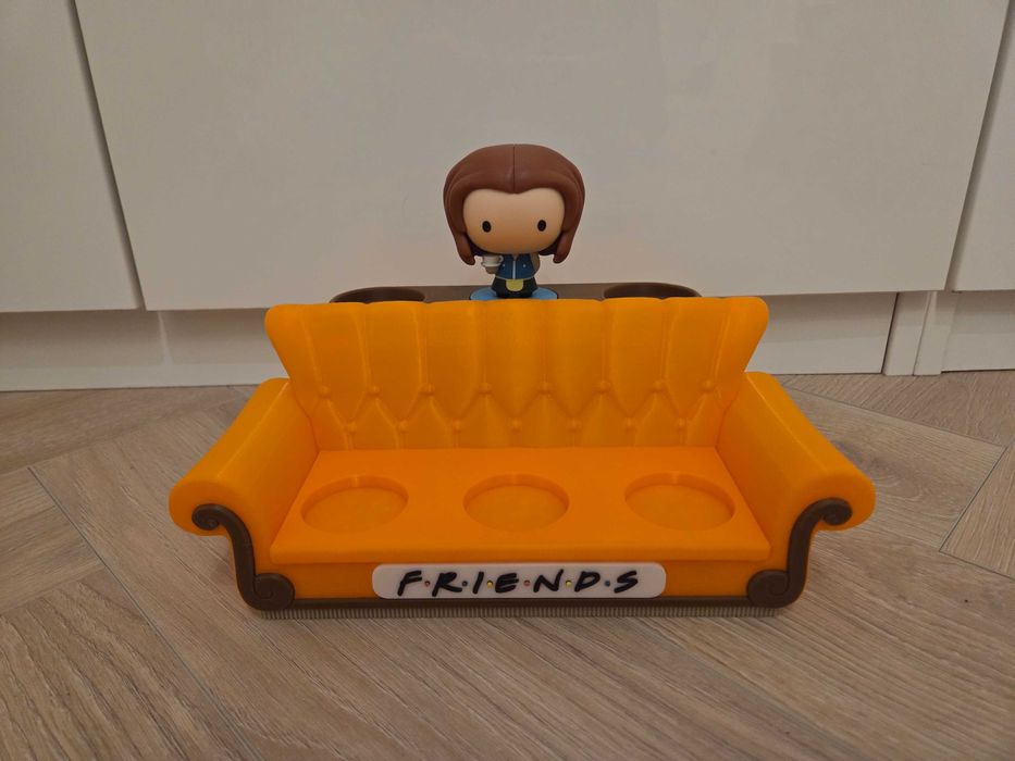 Stojak Sofa na figurki Friends z McDonalds