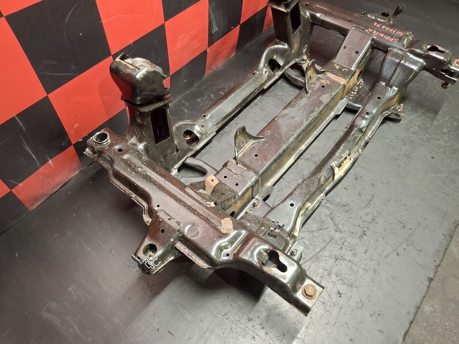 Charriot frente MERCEDES-BENZ Sprinter 3,5-t (906)