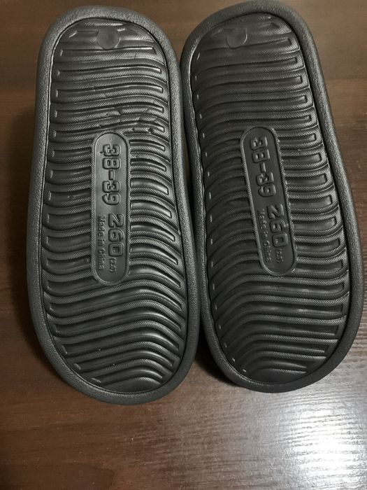 Уггі жіночі 39 розмір сірі чорні 38