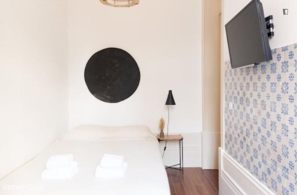 Quarto - localizado em Massarelos Porto