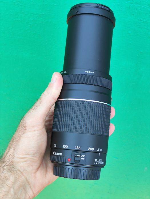 Объектив Canon EF 75-300 mm 1:4-5.6 lll