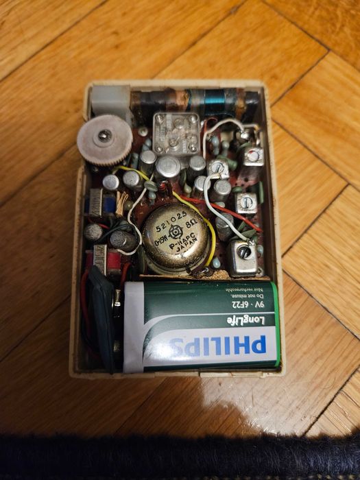 Radio tranzystorowe Hitachi