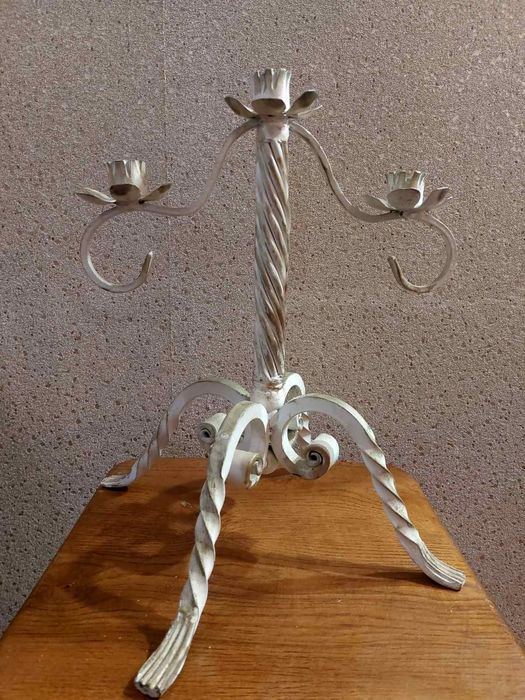 Підсвічник кований