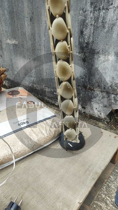 Aluguer de peças - Girafa em ferro