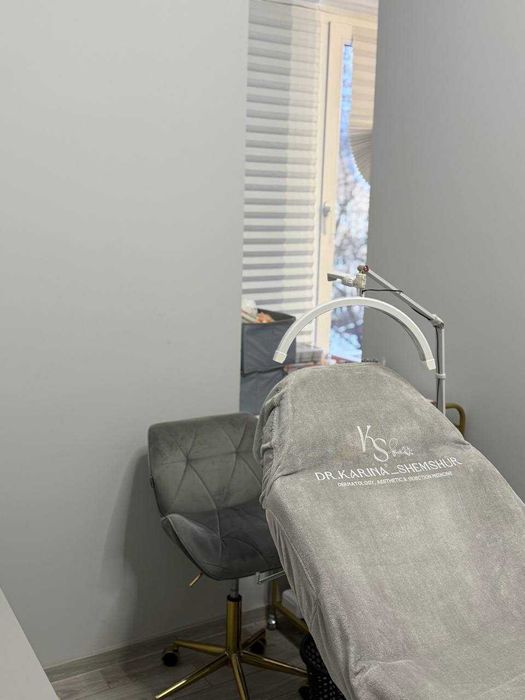 Преміальний кабінет у центрі Києва (Хрещатик) — готовий до роботи