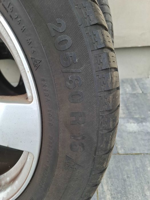 Opony continental 205/60/16