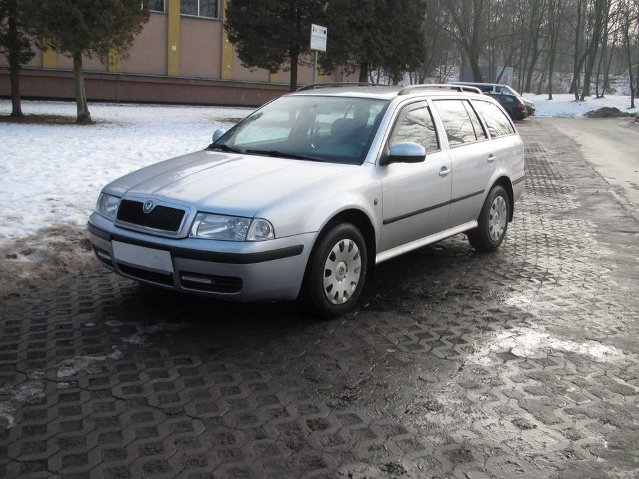 sprzedam dobre i pewne auto.