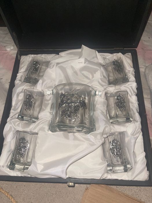 Conjunto de whisky/licor aplicações em estanho – caixa original