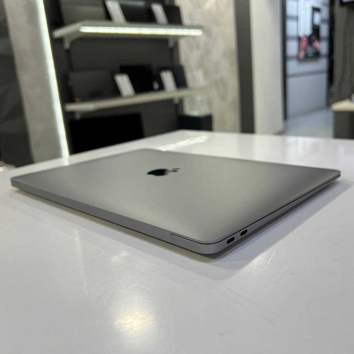 Apple MacBook Air A2337 13.3" Apple M1/16Gb/512Gb/Sequoia