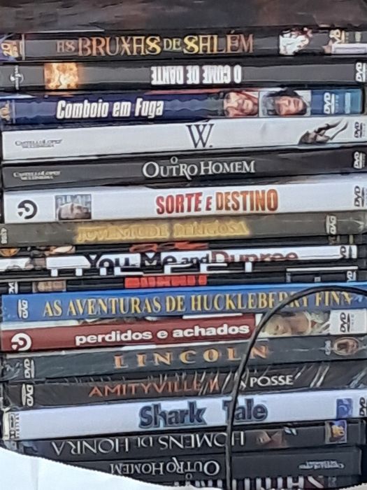 Oportunidade - Cerca de 100 FILMES em DVD!