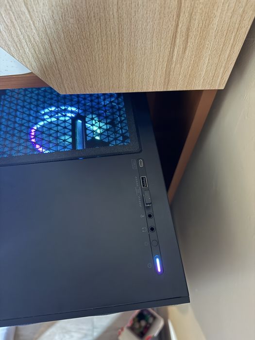 G4M3R TOP PC i7-14700F 64gb ddr5 6000mhz 16gb karta graficzna