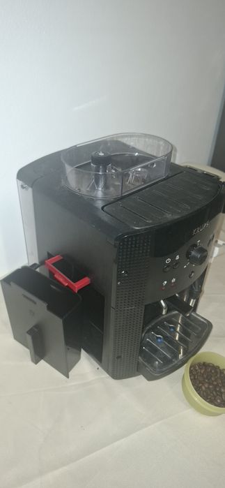 Maquina de café automática KRUPS