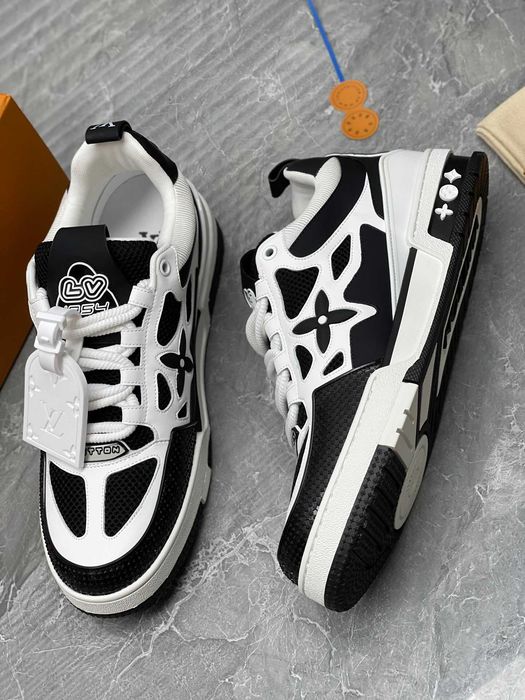 Louis Vuitton LV Skate Sneaker Marine White Black r.39