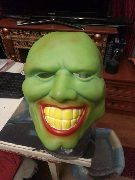 Продам маски для хеллоуина