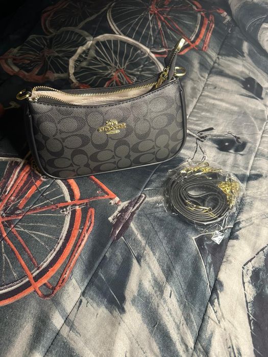 Bolsa preta da Coach