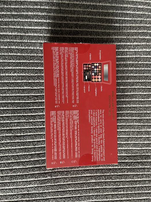 Paleta do makijażu Douglas Collection Mini Glam Palette Edition 2023