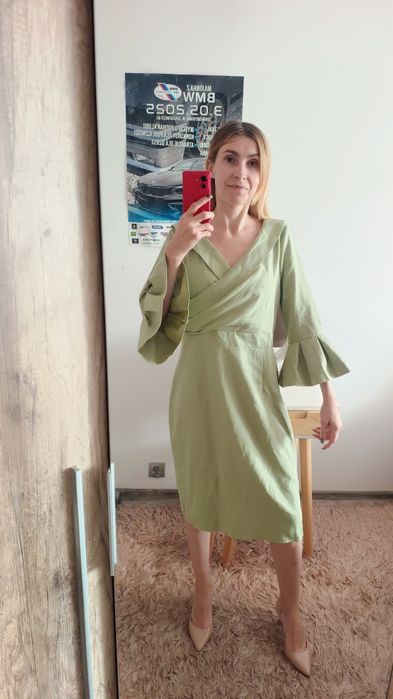 Elegancka hiszpańska sukienka