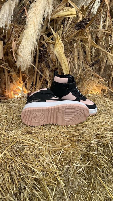 Універсальні дитячі хайтопи ВВТ Kids, чорні/рожеві, 32-37, зима